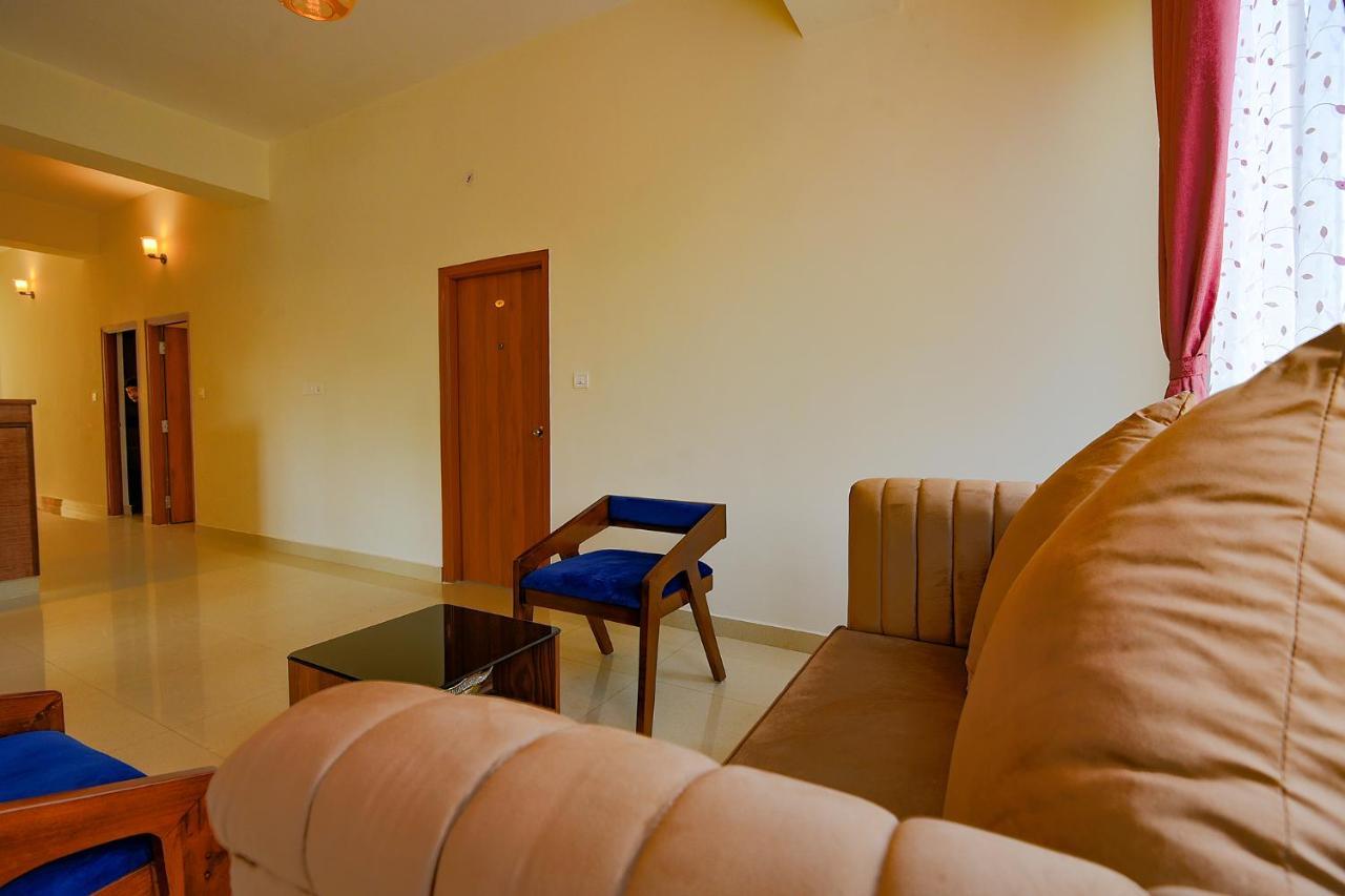 FabHotel GR Lake View Bangalore Exterior foto